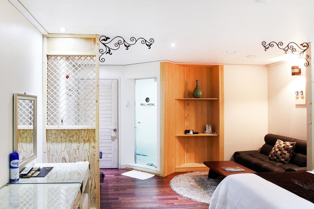 Bell Hotel Hwaseong Екстериор снимка