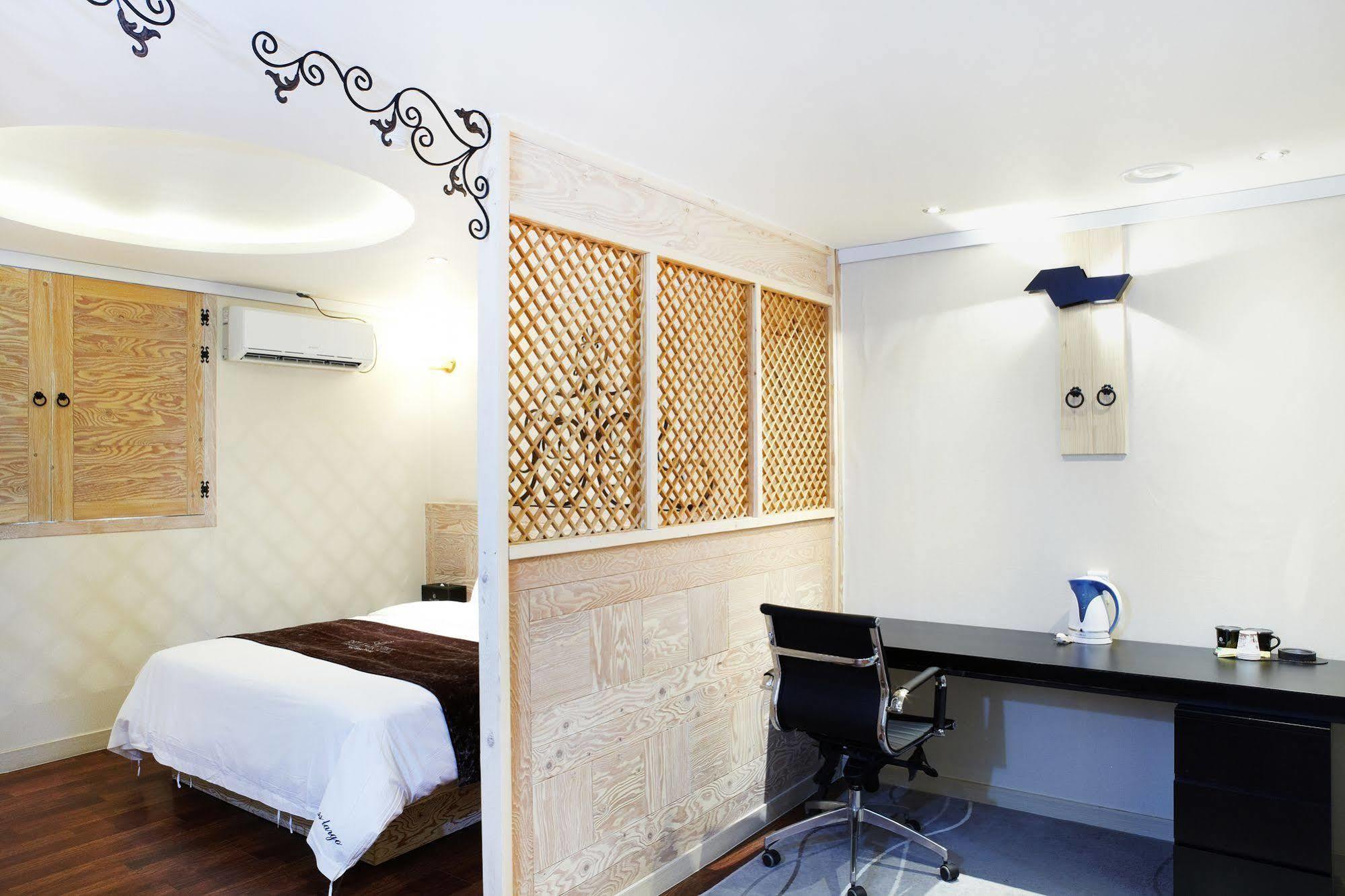 Bell Hotel Hwaseong Екстериор снимка