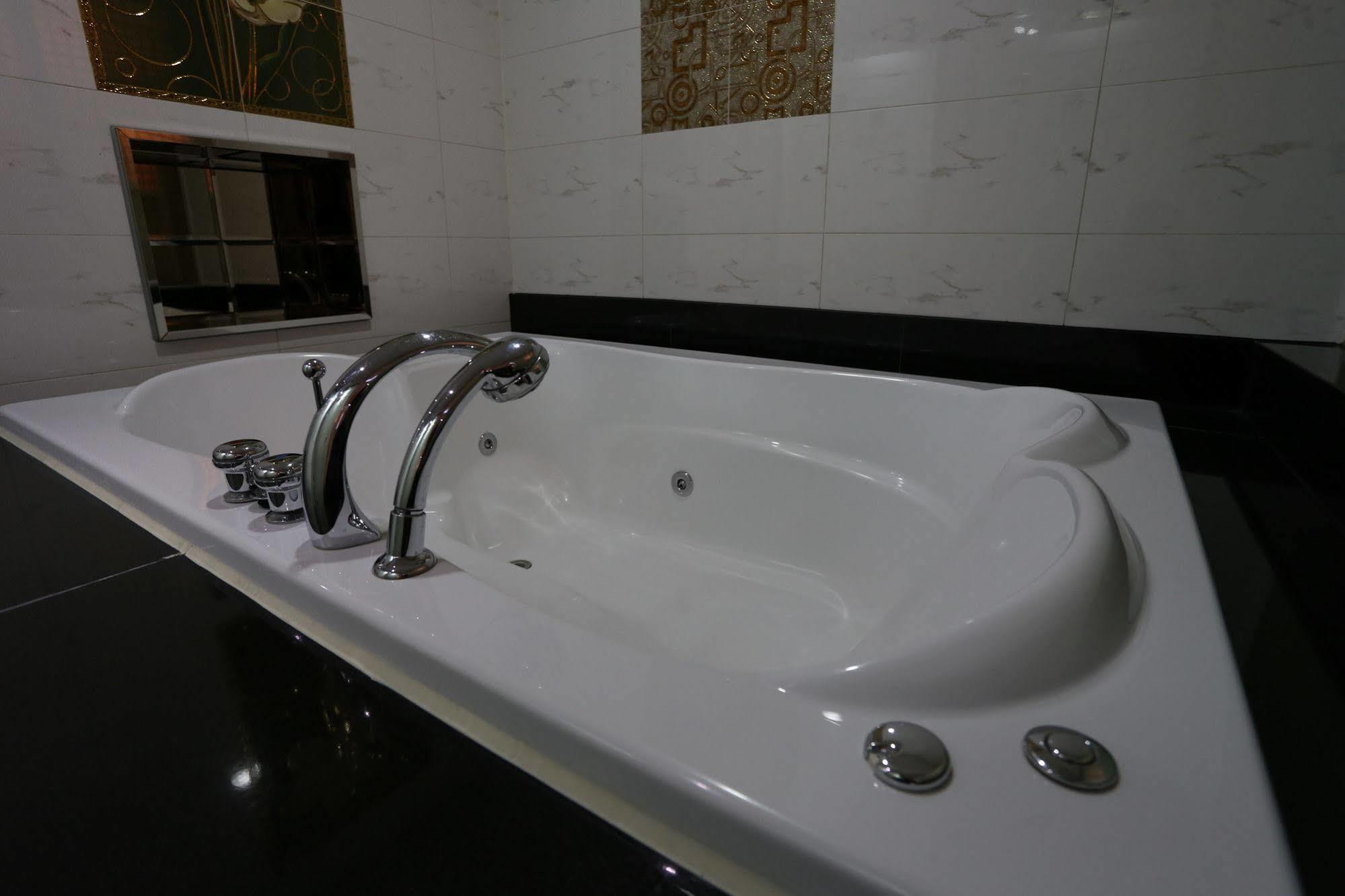 Bell Hotel Hwaseong Екстериор снимка